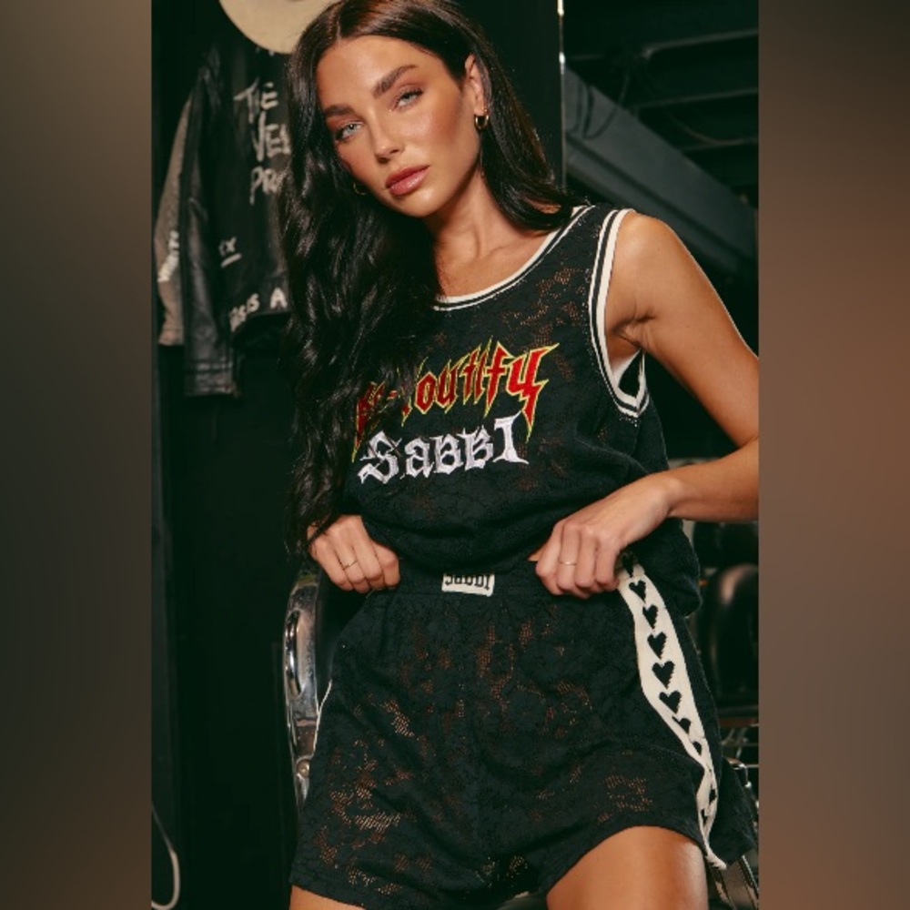 Sabbi Black Heart-Patterned Lace Boxer Athletic Shorts